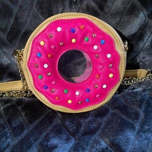 Betsey Johnson Donut Crossbody!! 🍩